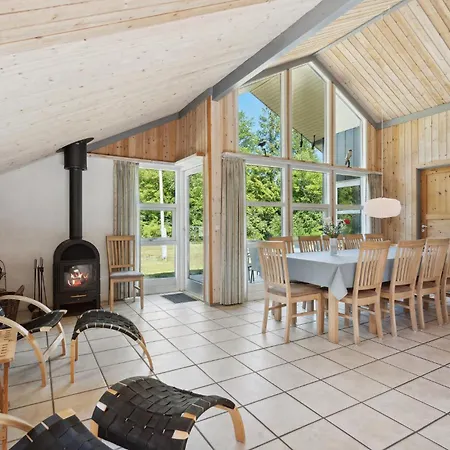 Holiday home 5 Bedroom Lovely In
