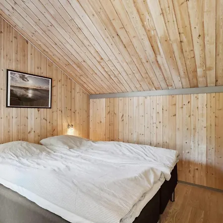 Holiday home 5 Bedroom Lovely In Oksbol (Syddanmark)